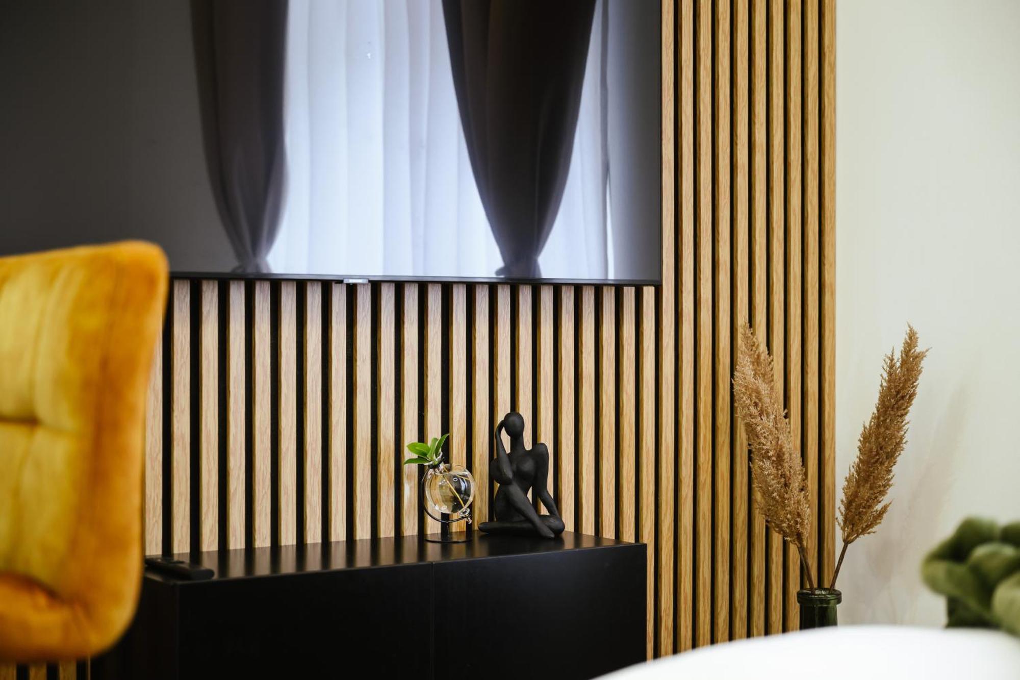 Luxury Musicians In By Metro Vysehrad Apartamento